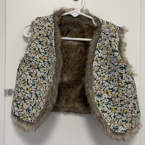 Soft Faux Fur Western Cowgirl Petite Floral Lined Vest Size 3T - Picture 3 of 6